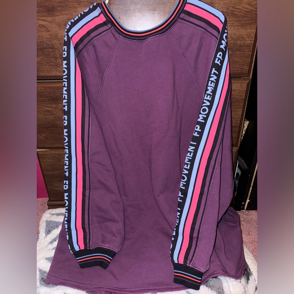 NWT Free People Pullover Crewneck - Picture 2 of 5